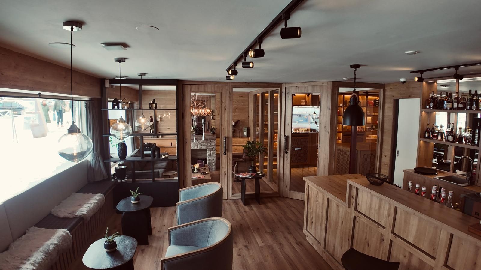 La Casa del Habano Samnaun — Store exterior — Samnaun boutique