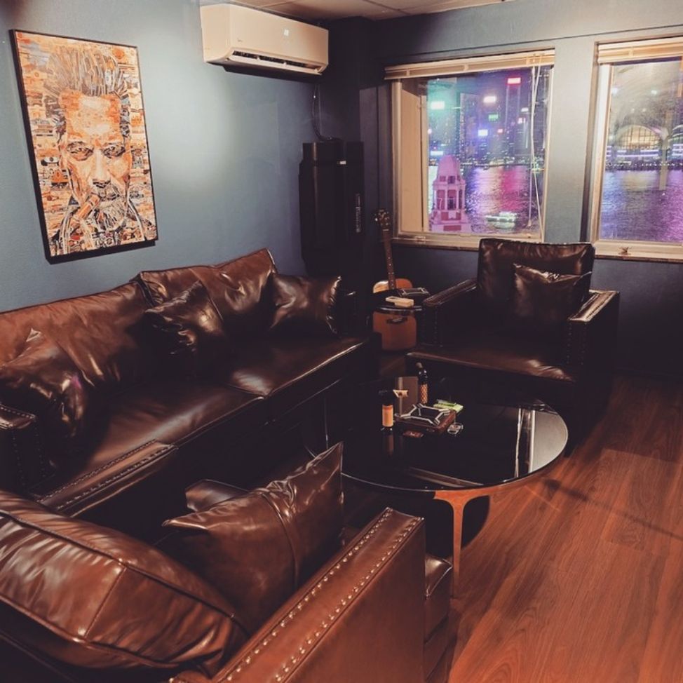 Premier Cigars — Swiss inventory / humidified storage